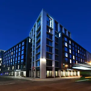 3* מלון Travelodge Centre